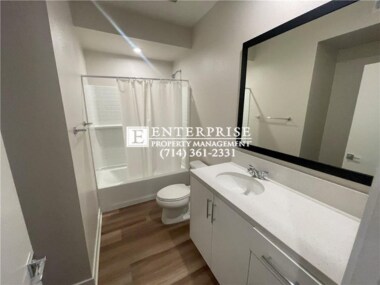 Building Photo - Move Right In! Your Dream Home in Anaheim'...