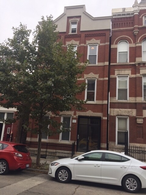 Primary Photo - 1031 W 19th St