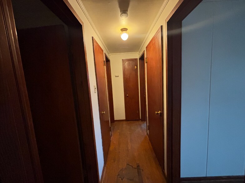 Building Photo - 259 Mary Ellen Dr