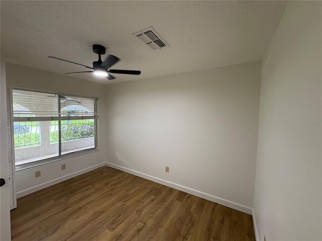 Building Photo - 4824 Gallant Ln