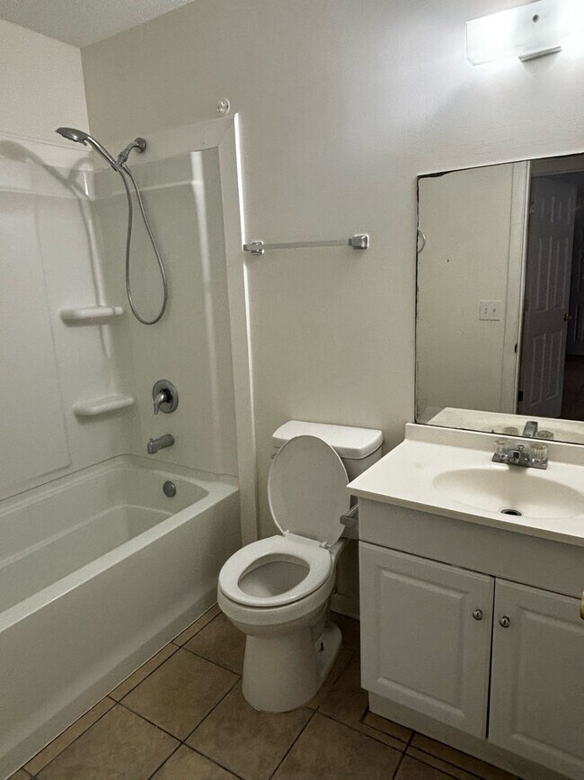 Building Photo - 179 Cherokee Cir