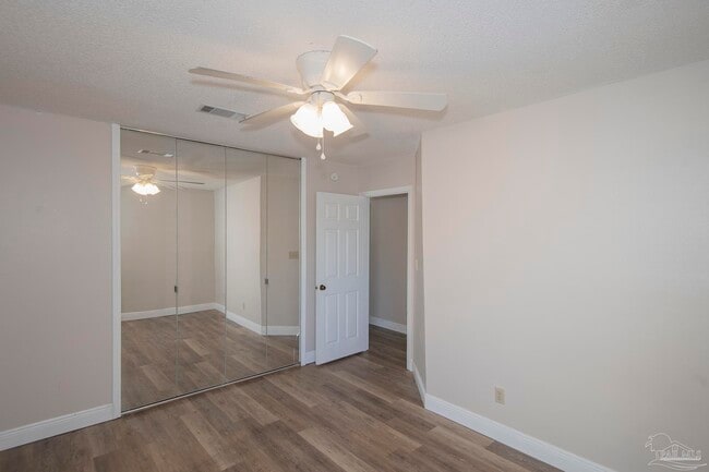 Building Photo - 5051 Grande Dr