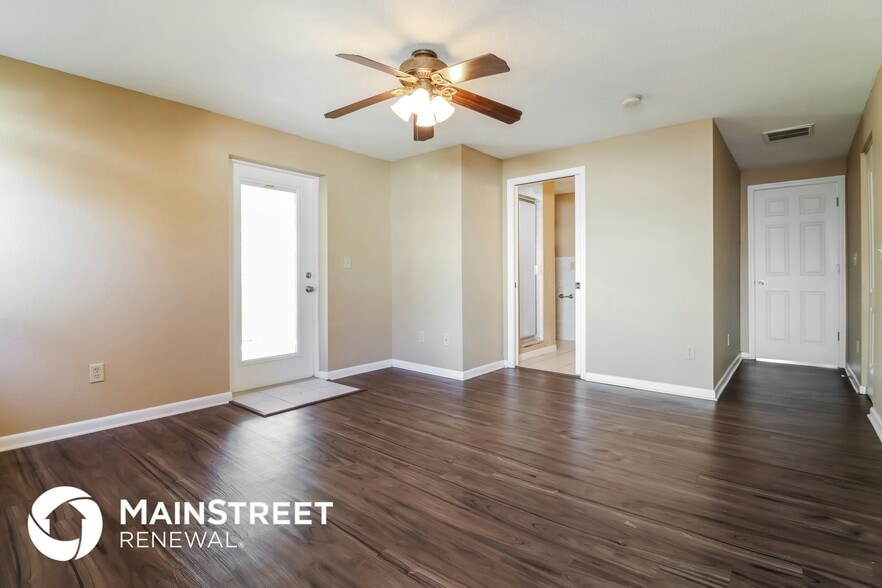 Building Photo - 2026 Tumbleweed Dr