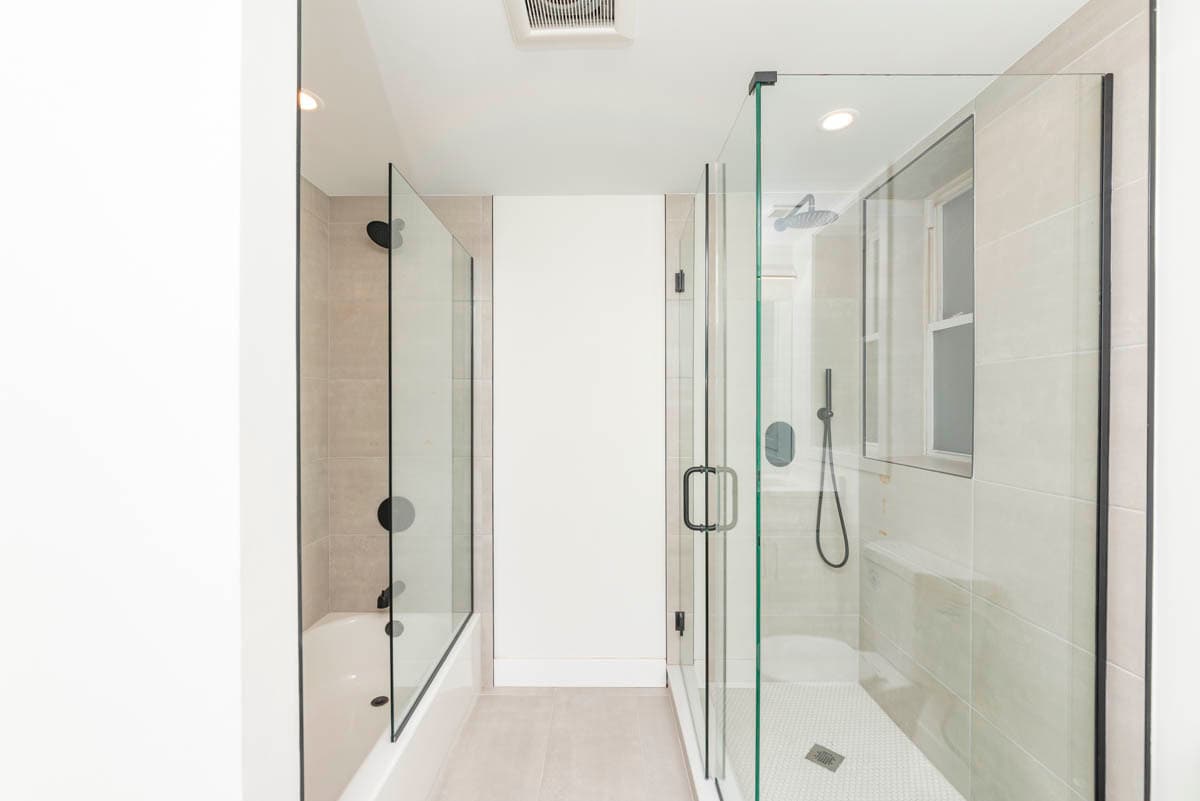 Building Photo - 2825 N Rockwell St