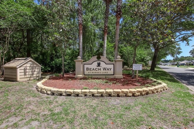 Building Photo - Charming 3-Bedroom Home with Fenced Yard
