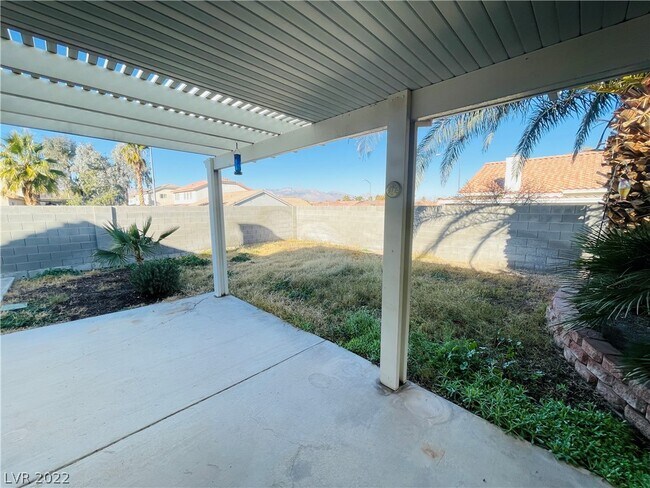 Building Photo - 7894 Lisa Marie Ct