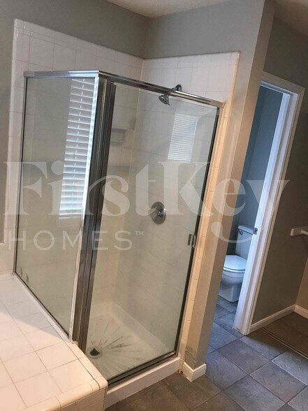 Building Photo - 4907 Pine Prairie Ln