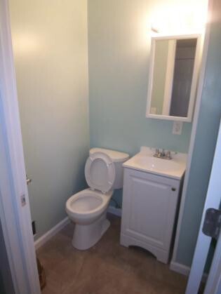 Building Photo - Seward