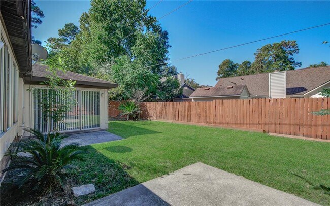 Building Photo - 25534 Pepper Ridge Ln
