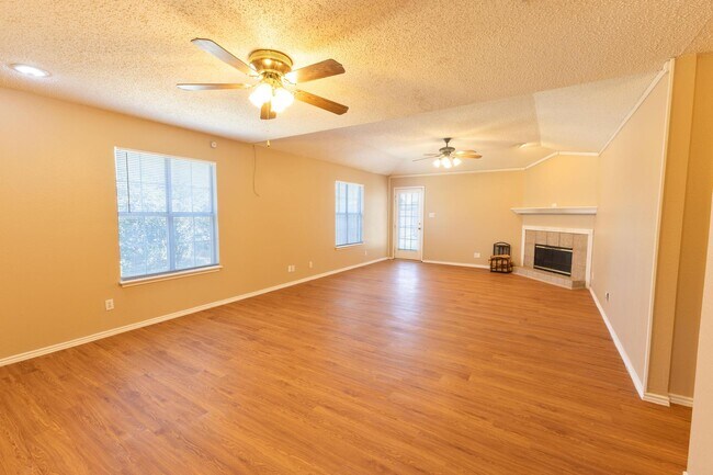 Building Photo - 6115 8th St