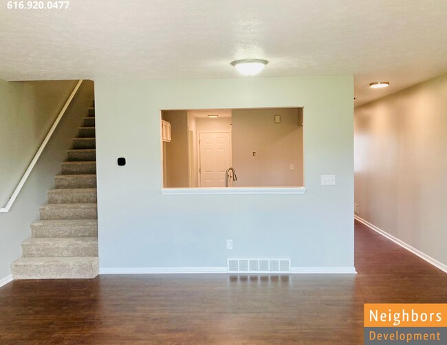 Building Photo - 5425 Rivertown Cir SW