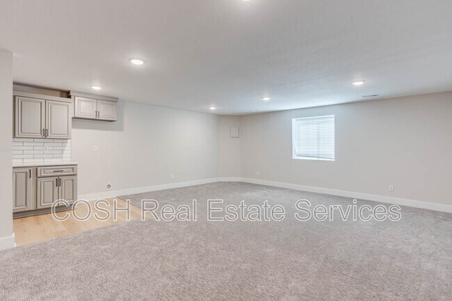 Building Photo - 3574 N Tyler Ct