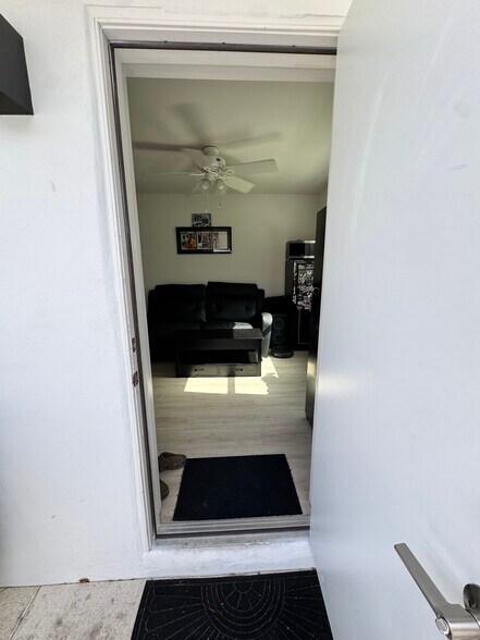 Building Photo - 2161 NW 89th Ter