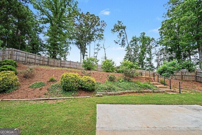 Building Photo - 348 Darbys Run Ct