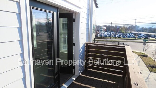 Building Photo - 1978 Mitchell Ave