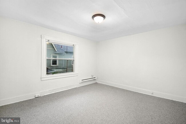 Building Photo - 126 N Wycombe Ave