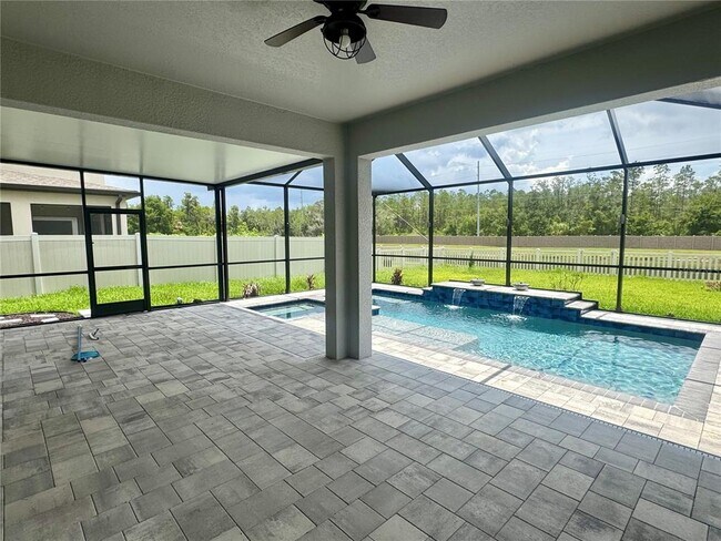 Building Photo - 16154 Monterey Greens Cir
