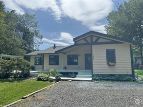 Building Photo - Fully Renovated 3BR/2BA Home with Creek Vi...