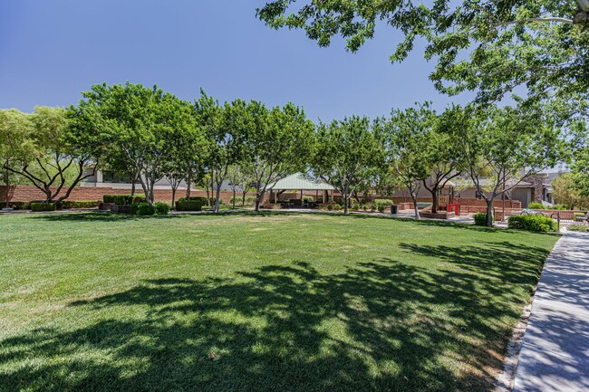 Building Photo - Ridges in Summerlin