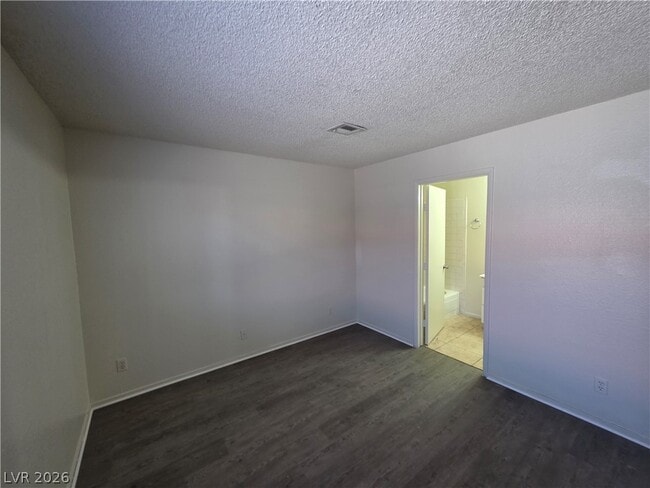 Building Photo - 4300 N Lamont St