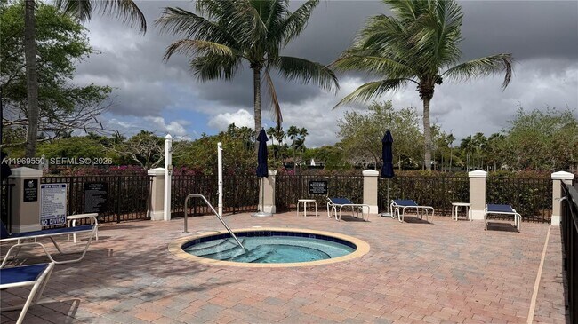 Building Photo - 9468 SW 221st Ln