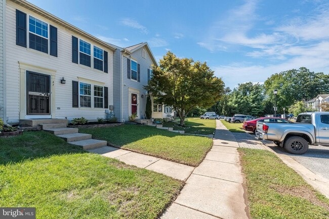 Building Photo - 27 Cutter Cove Ct