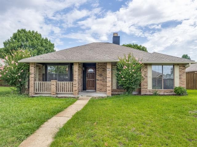 Primary Photo - 1405 Kesser Dr