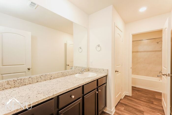 Building Photo - 3034 Citron Garden