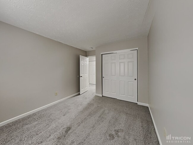 Building Photo - 557 Cembra Dr
