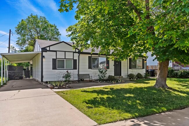 Building Photo - 1305 S 800 W