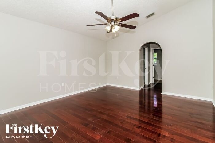 Building Photo - 469 Dominish Estates Dr