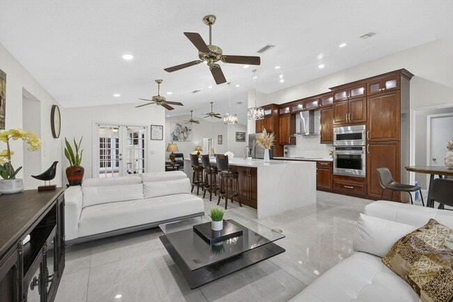 Building Photo - 798 Blueberry Dr
