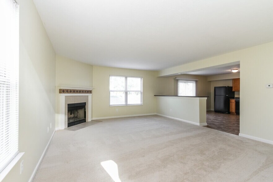 Building Photo - 12971 Quarterback Ln