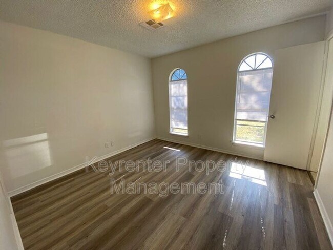 Building Photo - 11417 E 38th St