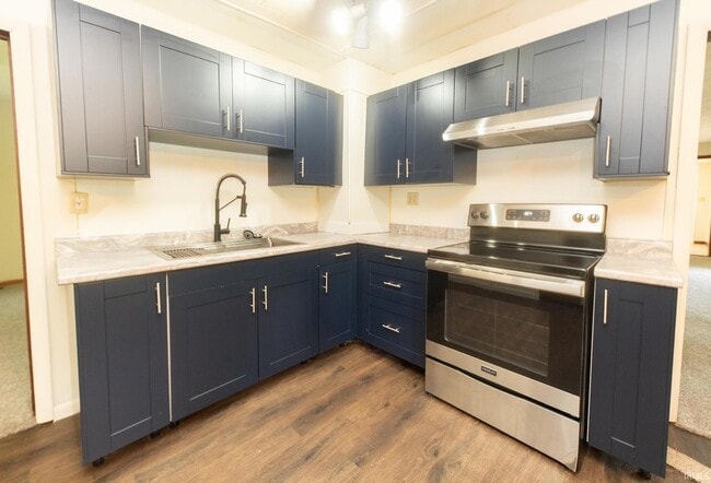 Building Photo - 1203 S Fess Ave