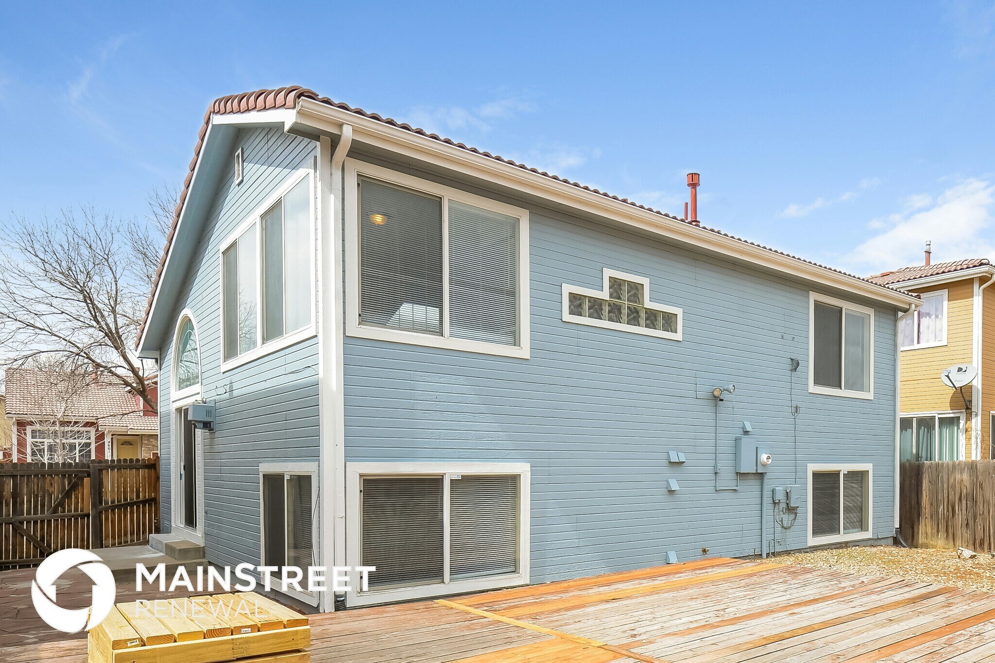 Building Photo - 4652 Genoa St