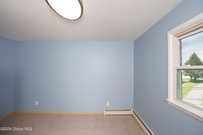 Building Photo - 35 McAlpin St