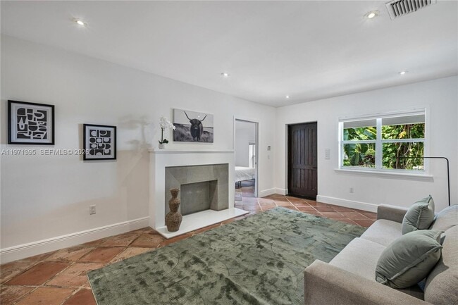 Building Photo - 4150 Ventura Ave