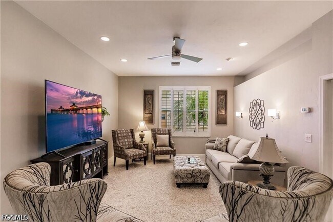 Building Photo - 9811 Ensign Ct