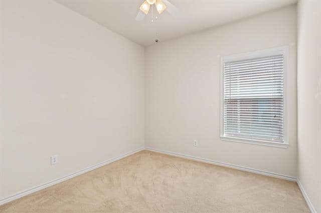 Building Photo - 689 Bonham Dr