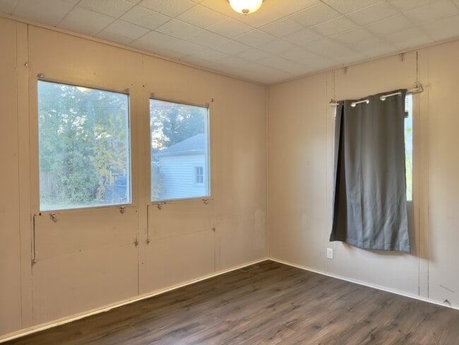 Building Photo - 2312 Ridge Ave