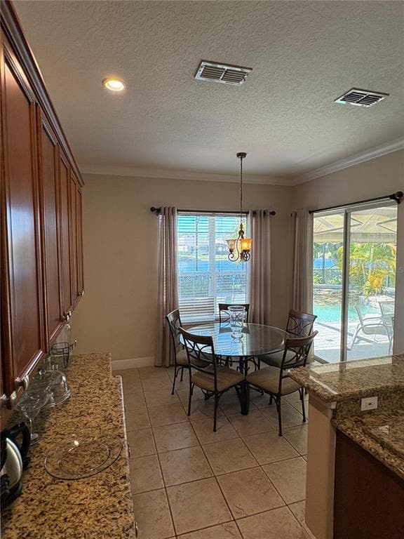 Building Photo - 9718 Pineola Dr