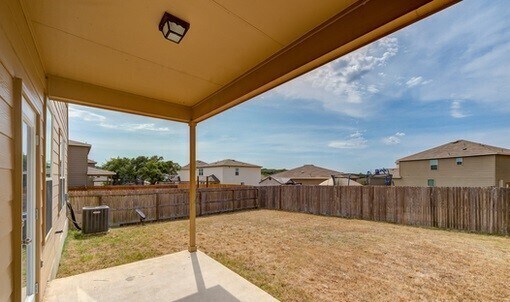 Building Photo - COMAL ISD, 2600+ sq ft, Ridge of Silverado...