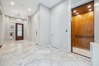 Building Photo - 4715 Jackson St