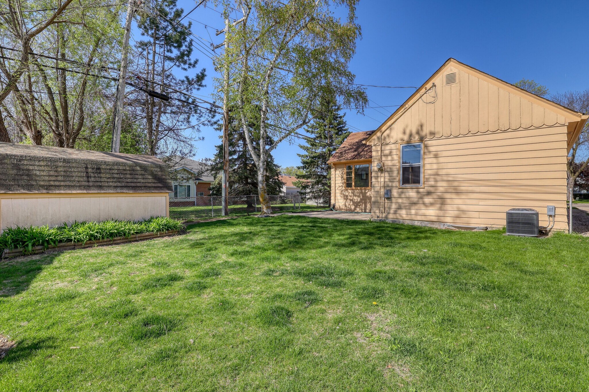 Building Photo - 4834 N 106th St