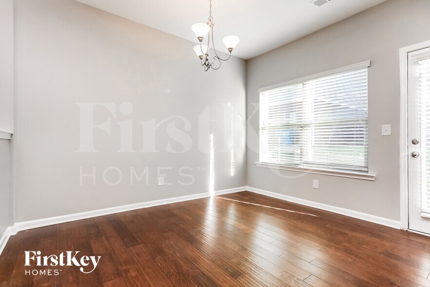 Building Photo - 1317 Bass Ln