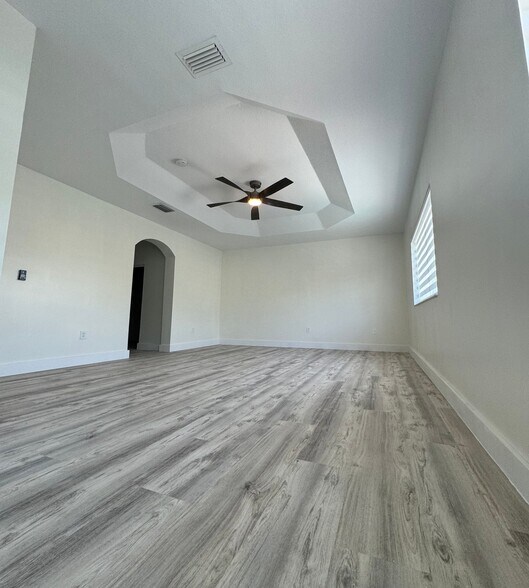 Building Photo - 15813 SW 140th St