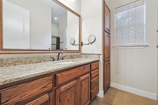 Building Photo - 1560 Karen Dr