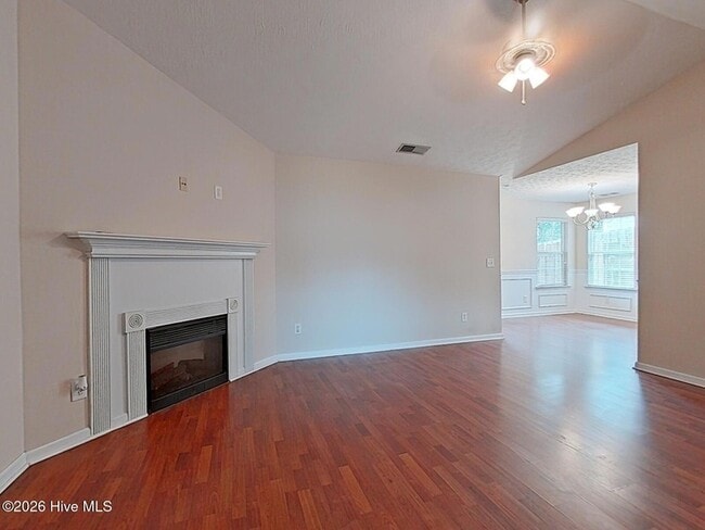 Building Photo - 298 High Meadows Cir
