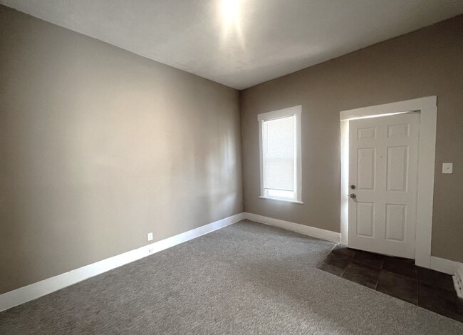 Building Photo - ZIGZAG, LLC:[TRAN][ZIGZAC][KT][CAG] 1942 S 16 ST